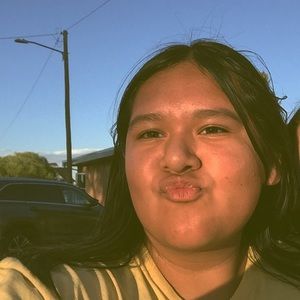 Meet your Posher, Abigail